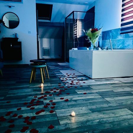 La Bulle De Romance - Love Room Tigy 外观 照片